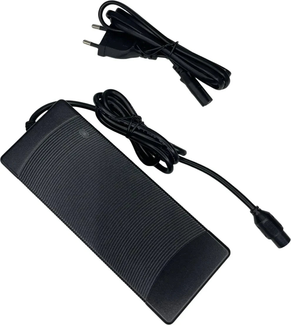 QMWHEEL V20 - 3 PINS - OPLADER 54.6V 2A - ORIGINEEL - TitanBikes