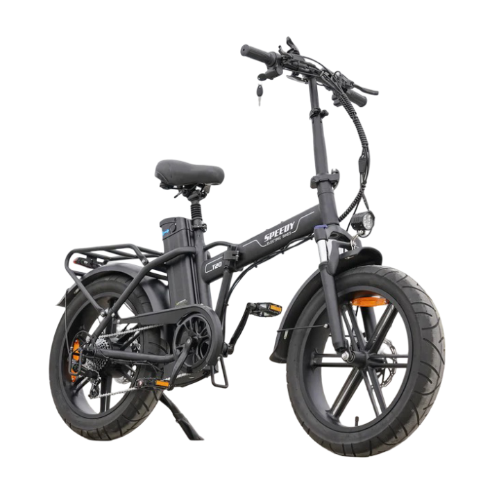 De QMWHEEL FATBIKE Q30 / T20 – 20 INCH – MODEL 2025 is een zwarte, opvouwbare elektrische fatbike met dikke banden, spatborden voor en achter, een bagagedrager achter, hydraulische remmen, een alarmsysteem en een 48V-accu die achter het zadel is gemonteerd. Hij wordt aangedreven door een motor van 250 W en wordt afgebeeld op een witte achtergrond.