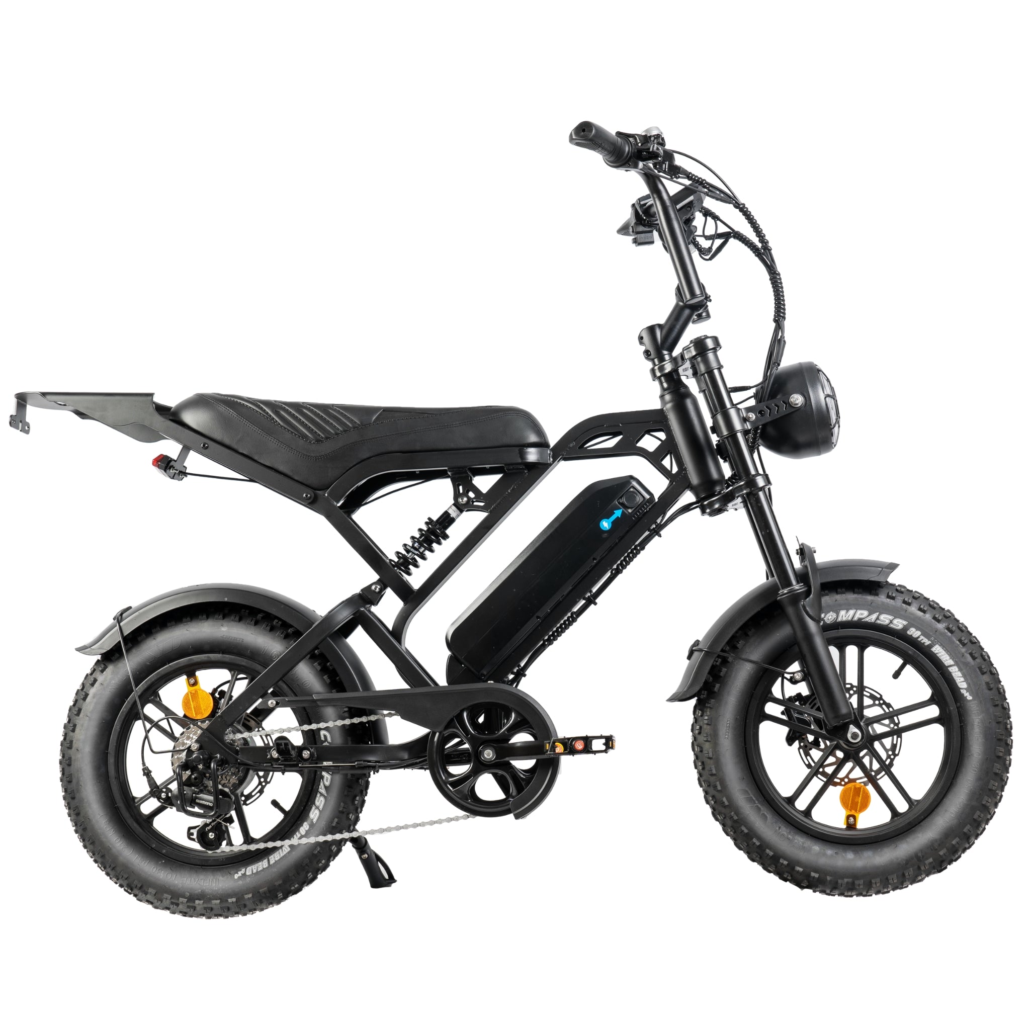 De QMWHEEL FATBIKE V20 MINI (MODEL 2026) is een zwarte elektrische fatbike met brede 16-inch banden, een bagagedrager achterop, een koplamp en een in het frame geïntegreerde accu, hier afgebeeld in zijaanzicht tegen een witte achtergrond. Deze strakke 250 W fatbike is uitgerust met hydraulische remmen en een alarmsysteem en combineert stijl en functionaliteit voor elk stedelijk avontuur.