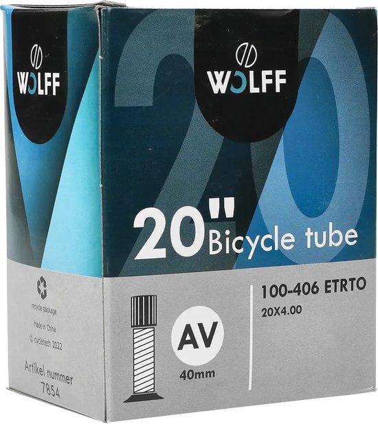 Doos met FATBIKE-BINNENBAND 20x4 van QMWHEEL of OUXI — met AV-ventiel (40 mm), 100-406 ETRTO en afmetingen 20x4,00 — perfect voor je elektrische fatbike. De verpakking is uitgevoerd in blauw en grijs en is voorzien van recyclingsymbolen en productinformatie, waardoor het een uitstekende keuze is voor een fatbike-binnenband.